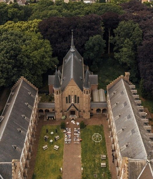 Een onvergetelijke bruiloft Breda en omstreken vieren bij de historische trouwlocatie Bovendonk.