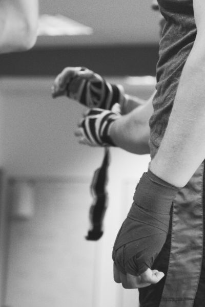 bandagierte Hände für Thaiboxen