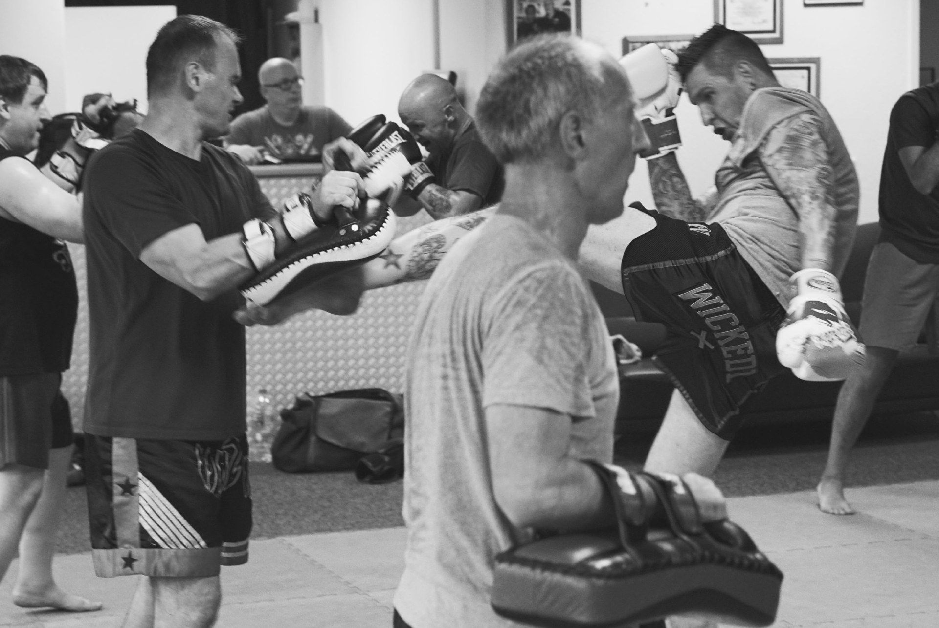 Thaiboxen-Training mit mehreren Personen