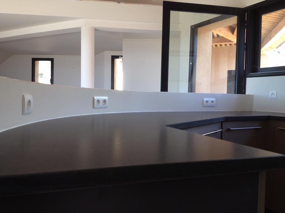 Prises bâtiment industriel