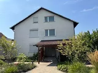 Große Gewerbeimmobilie