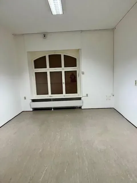 Gewerbeeinheit Miete