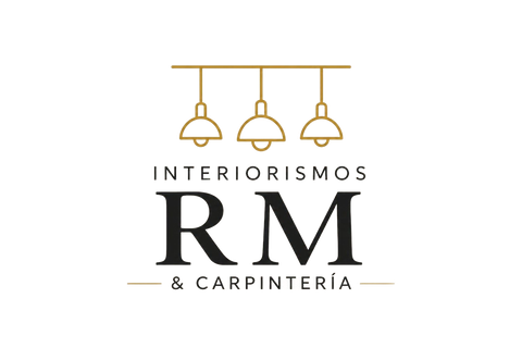 Logo de Interiorismos RM y Carpinter&iacute;a con l&aacute;mparas doradas y texto negro sobre fondo blanco