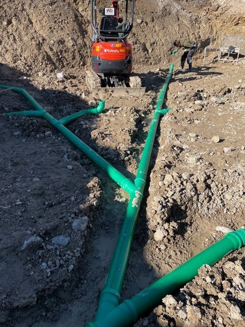 Ein Haus mit einer grünen Wiese