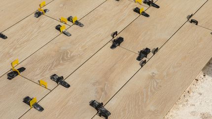 Pose de carrelage effet bois