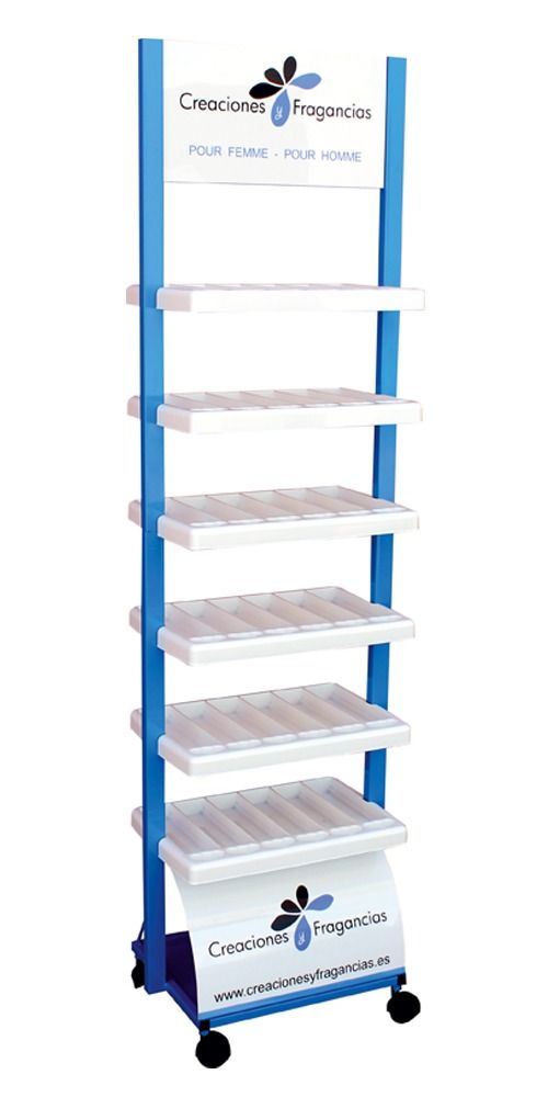 Un expositor azul y blanco con ruedas y estantes.