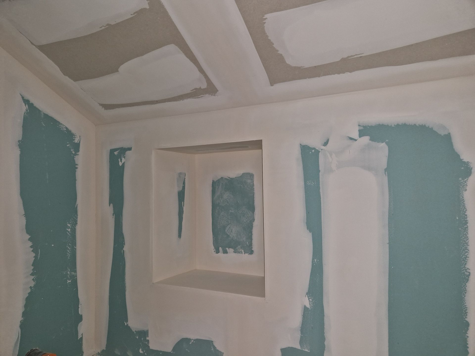 Pose de plaques de plâtre