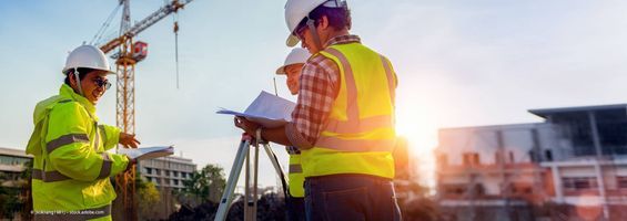 Männer auf einer Baustelle