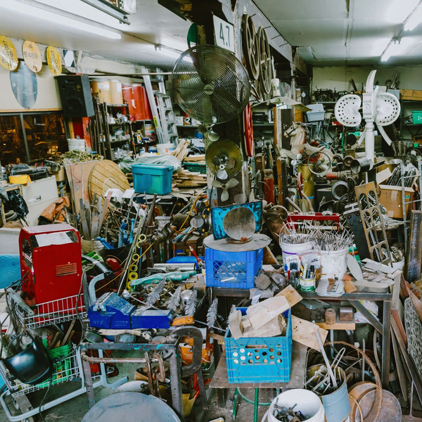 Un local trés encombré