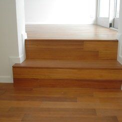 PRDG - Genève - ponçage - pose - terrasse - ARTI'PRO- parquet - revêtement de sol - escalier - nez de marche - massif - rénovation - carrelage - moquette - neuf - PVC - vente - teinte