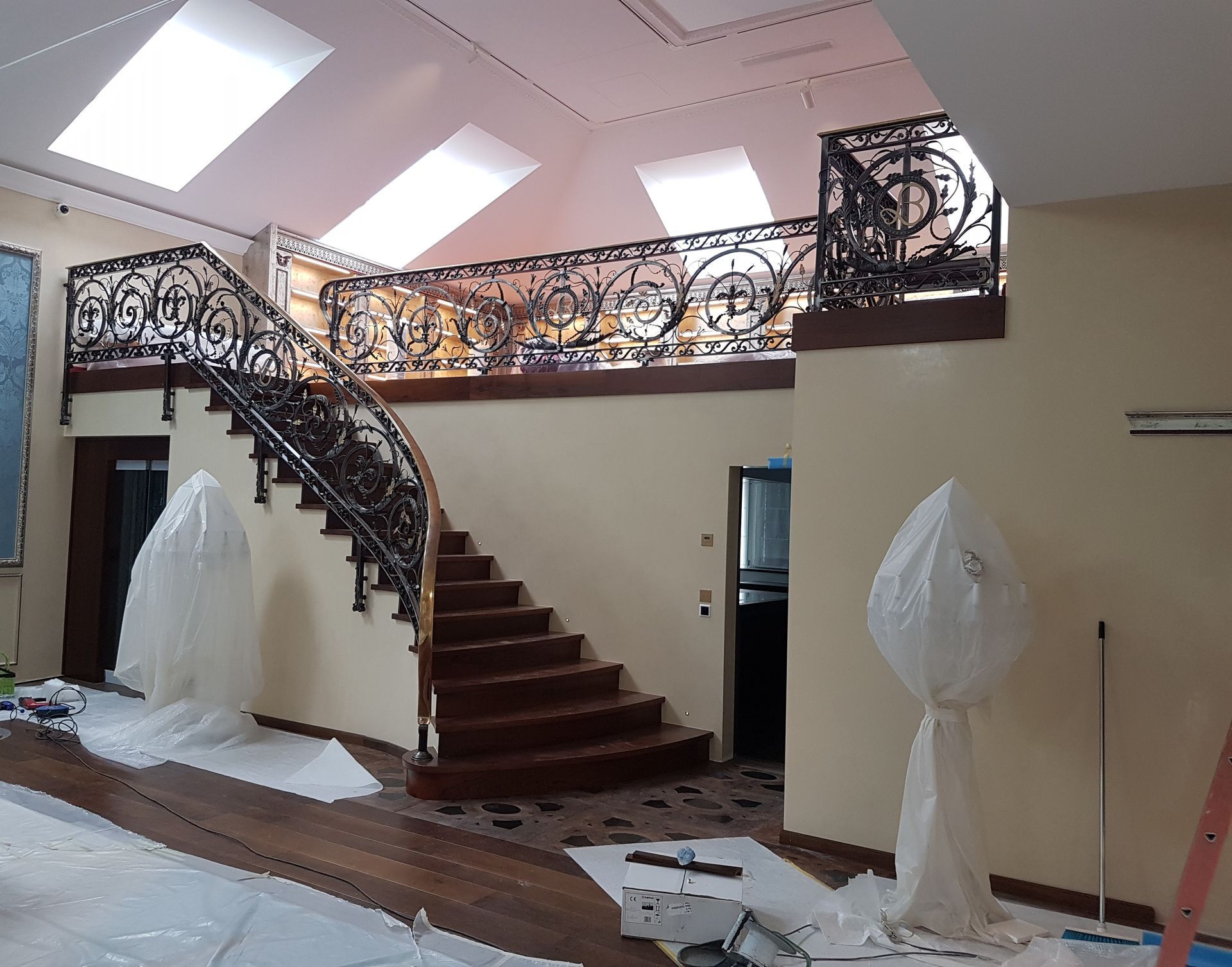 PRDG - Genève - ponçage - pose - terrasse - ARTI'PRO- parquet - revêtement de sol - escalier - nez de marche - massif - rénovation - carrelage - moquette - neuf - PVC - vente - teinte