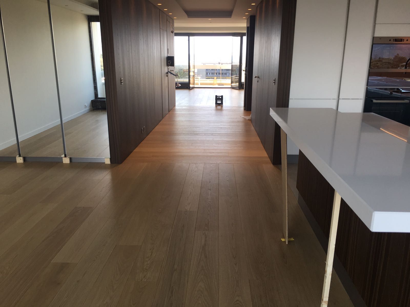 PRDG - Genève - ponçage - pose - terrasse - ARTI'PRO- parquet - revêtement de sol - escalier - nez de marche - massif - rénovation - carrelage - moquette - neuf - PVC - vente - teinte