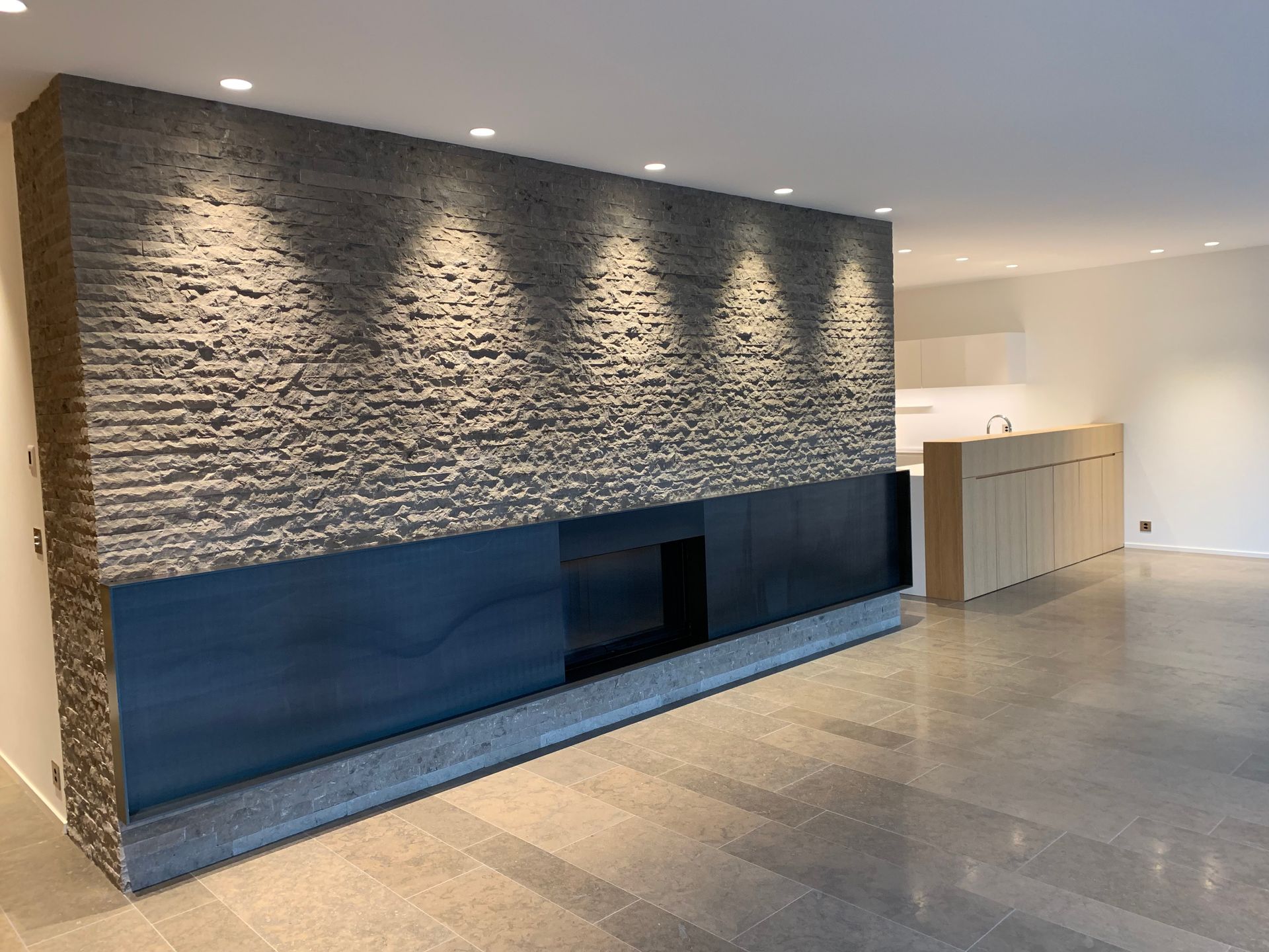 PRDG - Genève - ponçage - pose - terrasse - ARTI'PRO- parquet - revêtement de sol - escalier - nez de marche - massif - rénovation - carrelage - moquette - neuf - PVC - vente - teinte