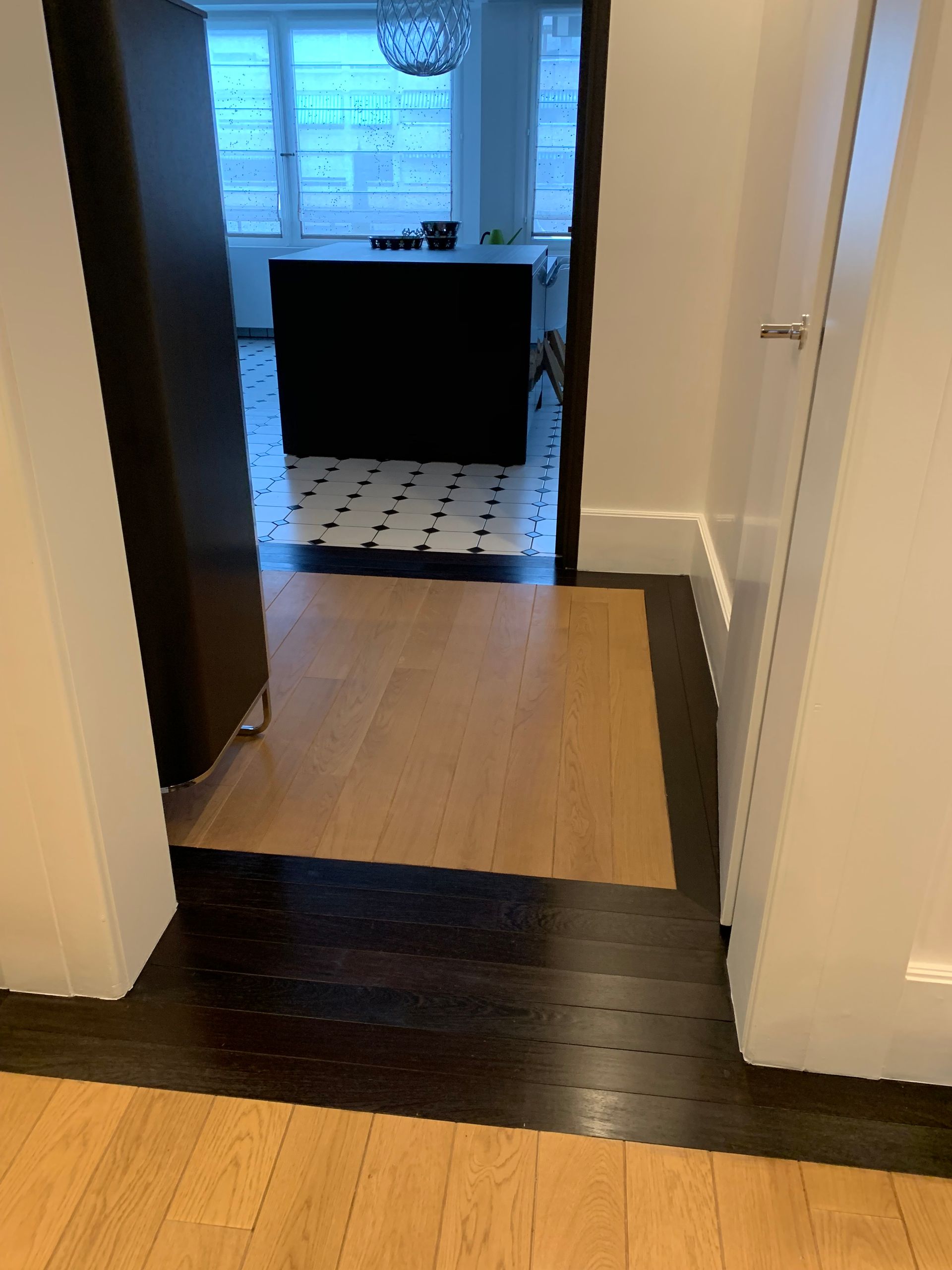 PRDG - Genève - ponçage - pose - terrasse - ARTI'PRO- parquet - revêtement de sol - escalier - nez de marche - massif - rénovation - carrelage - moquette - neuf - PVC - vente - teinte