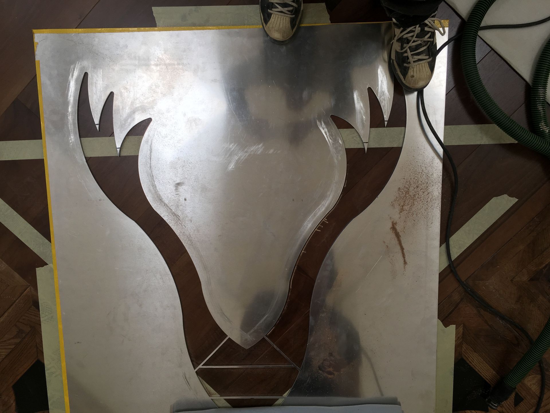 PRDG - Genève - ponçage - pose - terrasse - ARTI'PRO- parquet - revêtement de sol - escalier - nez de marche - massif - rénovation - carrelage - moquette - neuf - PVC - vente - teinte