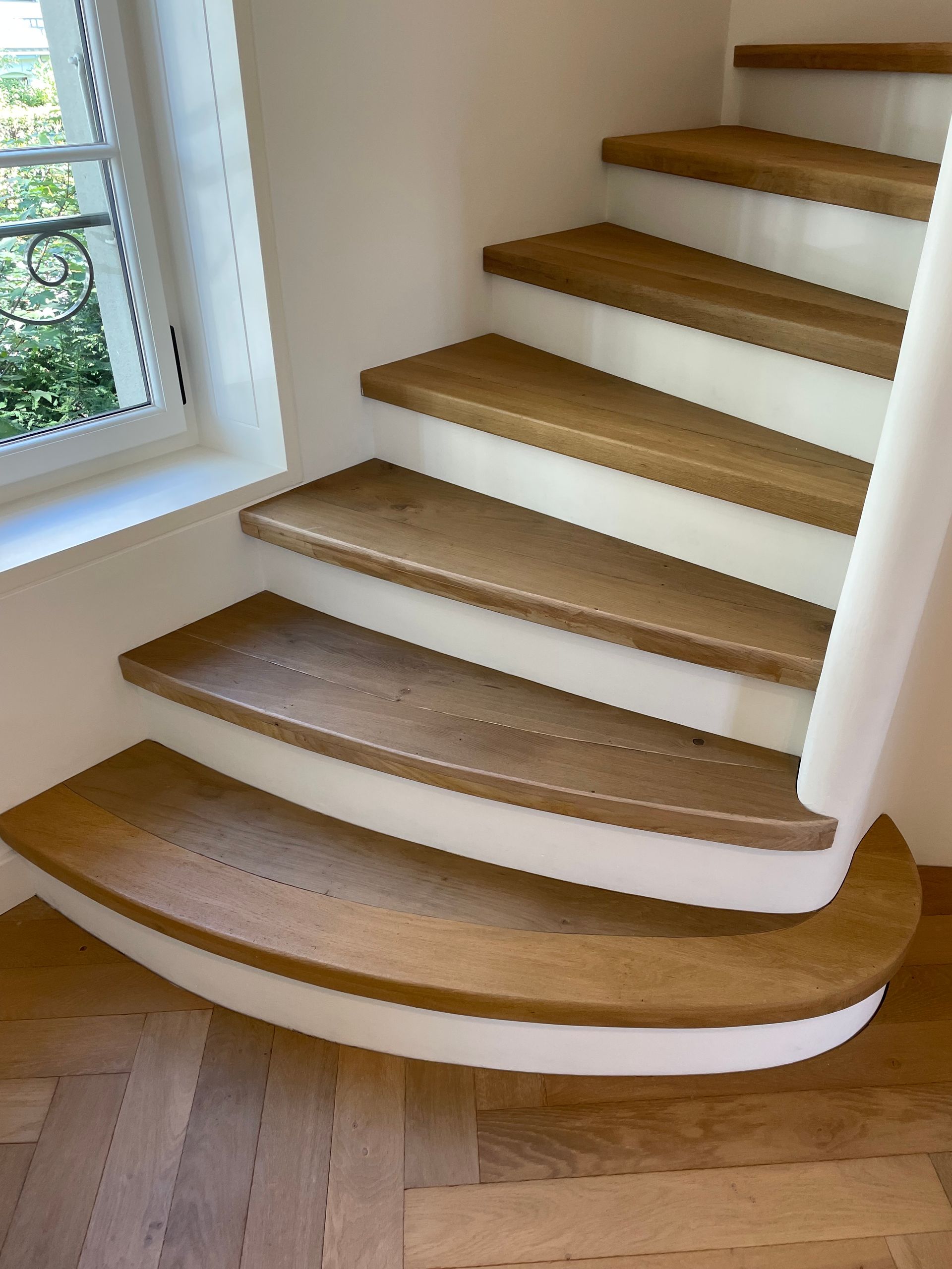 PRDG - Genève - ponçage - pose - terrasse - ARTI'PRO- parquet - revêtement de sol - escalier - nez de marche - massif - rénovation - carrelage - moquette - neuf - PVC - vente - teinte