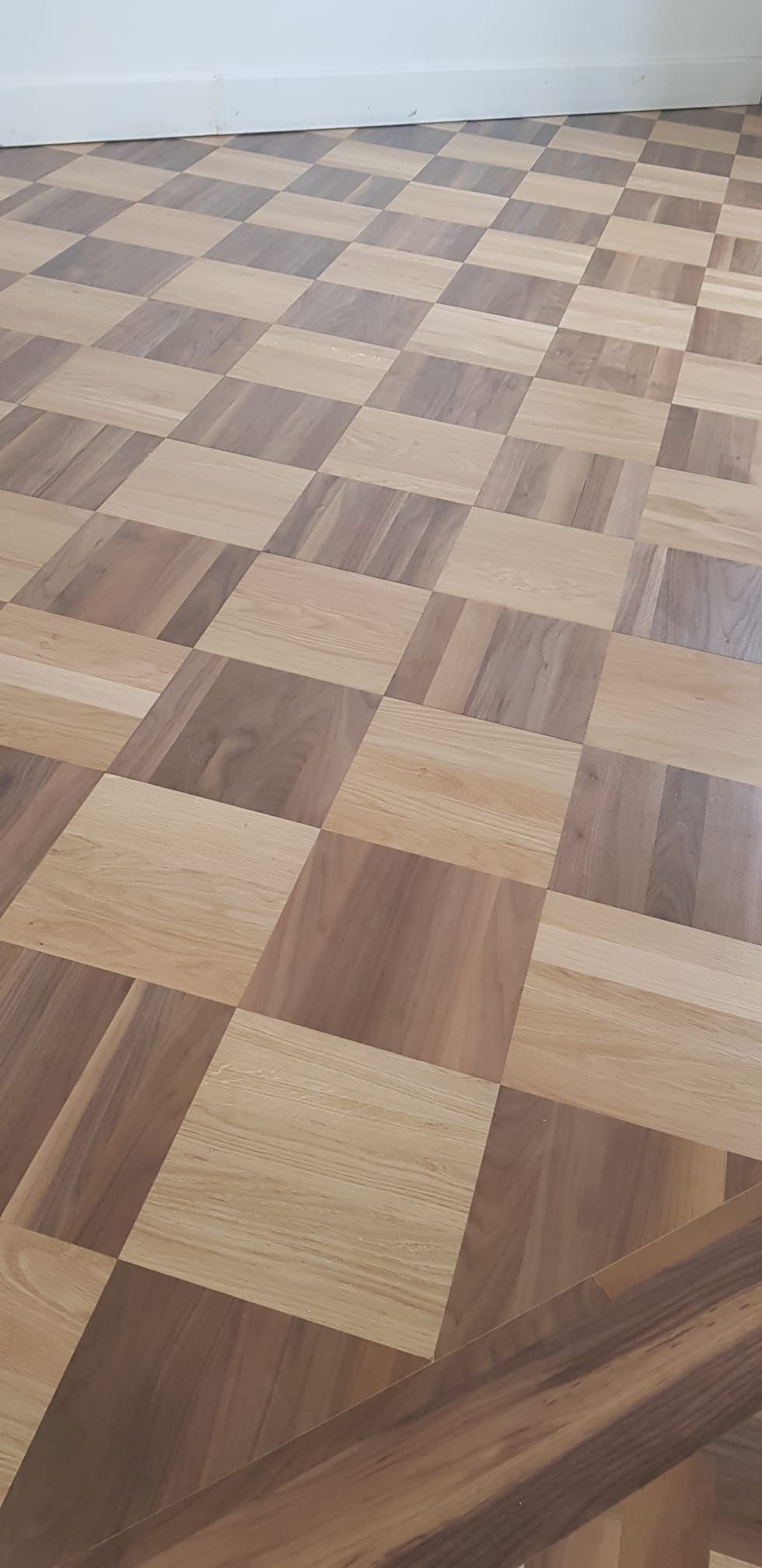 PRDG - Genève - ponçage - pose - terrasse - ARTI'PRO- parquet - revêtement de sol - escalier - nez de marche - massif - rénovation - carrelage - moquette - neuf - PVC - vente - teinte