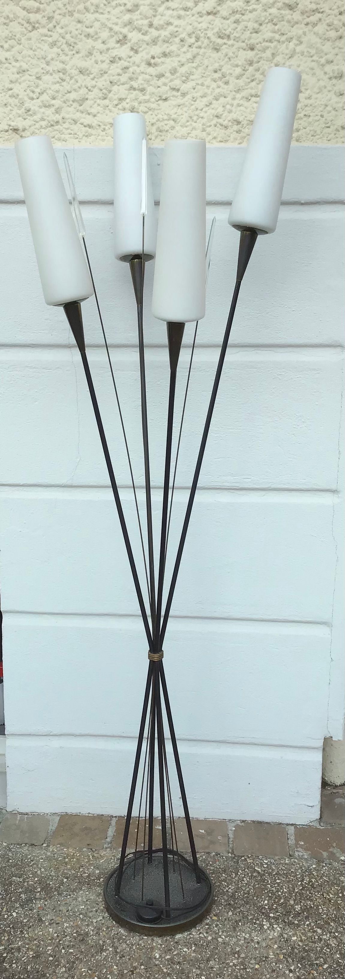 Luminaire sur pied des années 1960