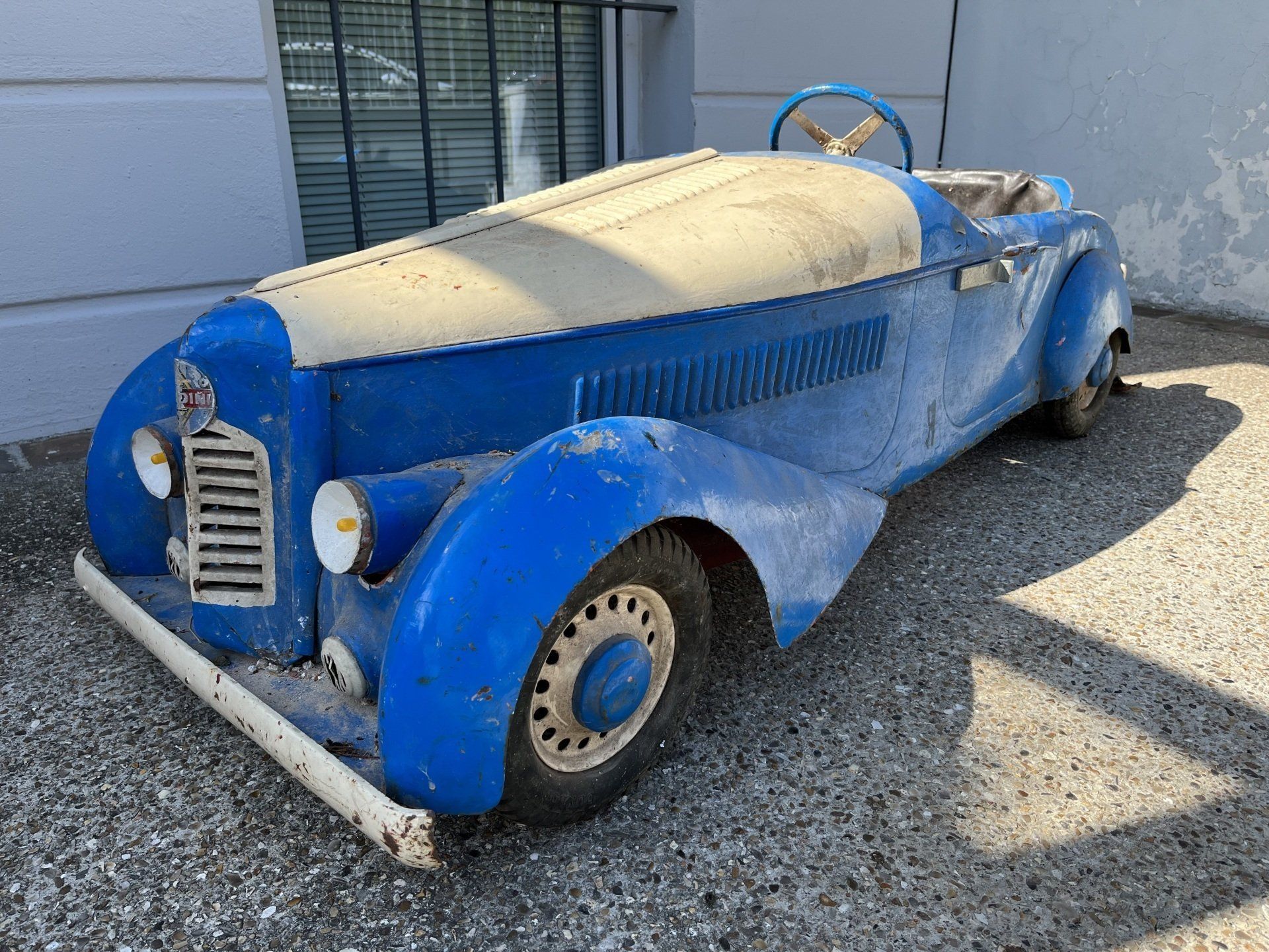 Voiture de manège forain