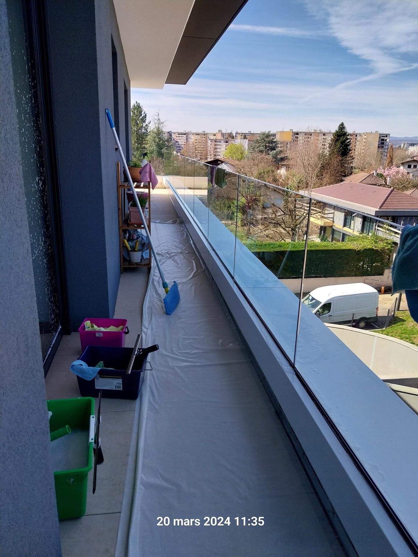 Barrière de terrasse en verre