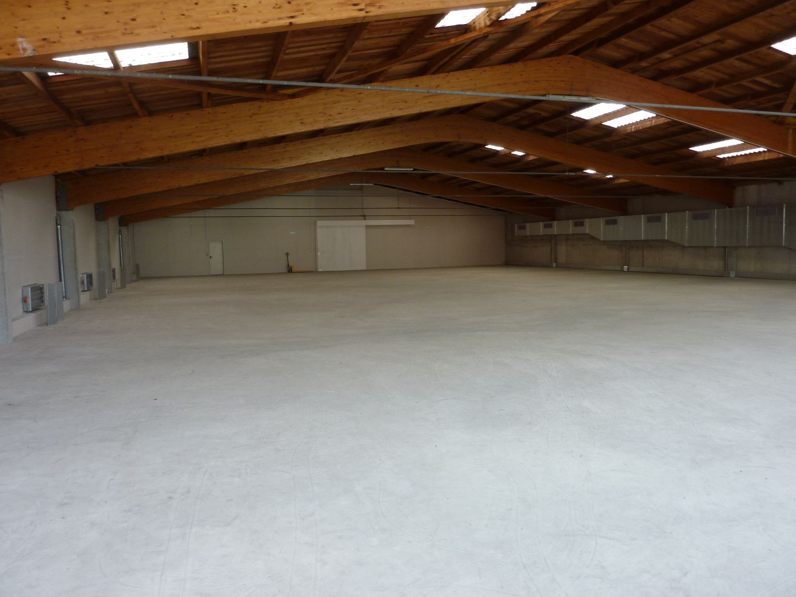 Gestion et location de locaux - Rosat Entreprises - Villeneuve