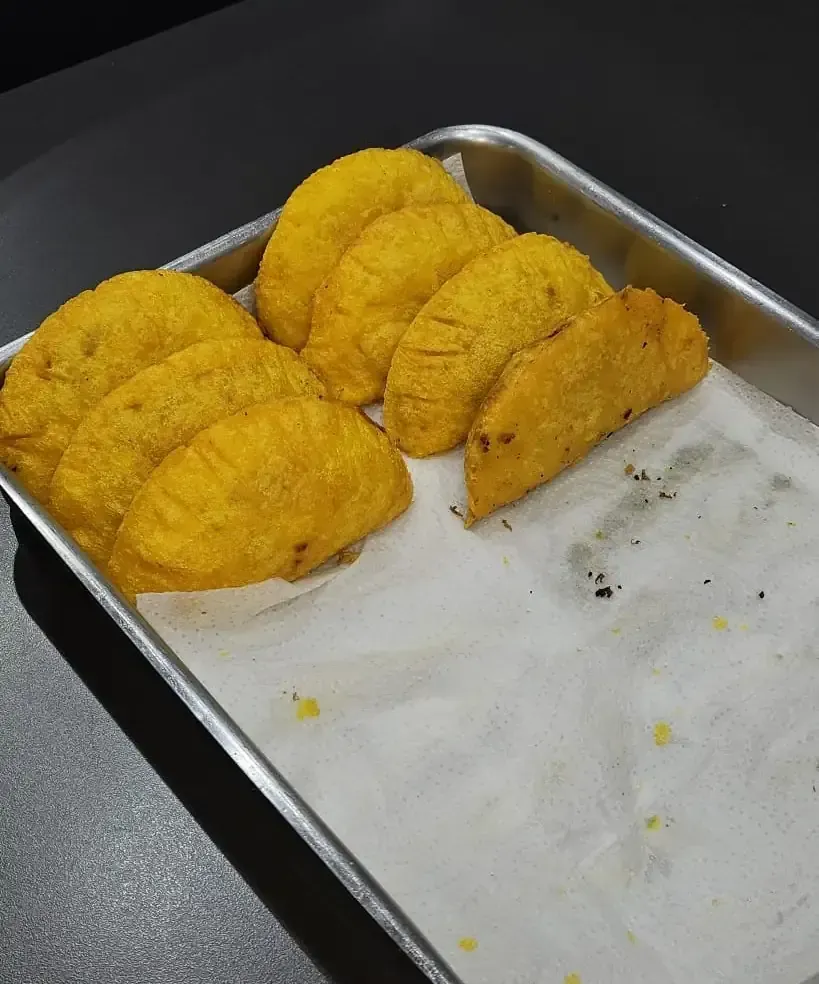 Restaurante Bar El Parche Colombiano | Empanadas en Quintana