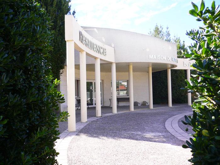 Résidence Laetitia Vue Entrée extérieure