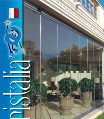 Un edificio con un cartel que dice Nistalia.