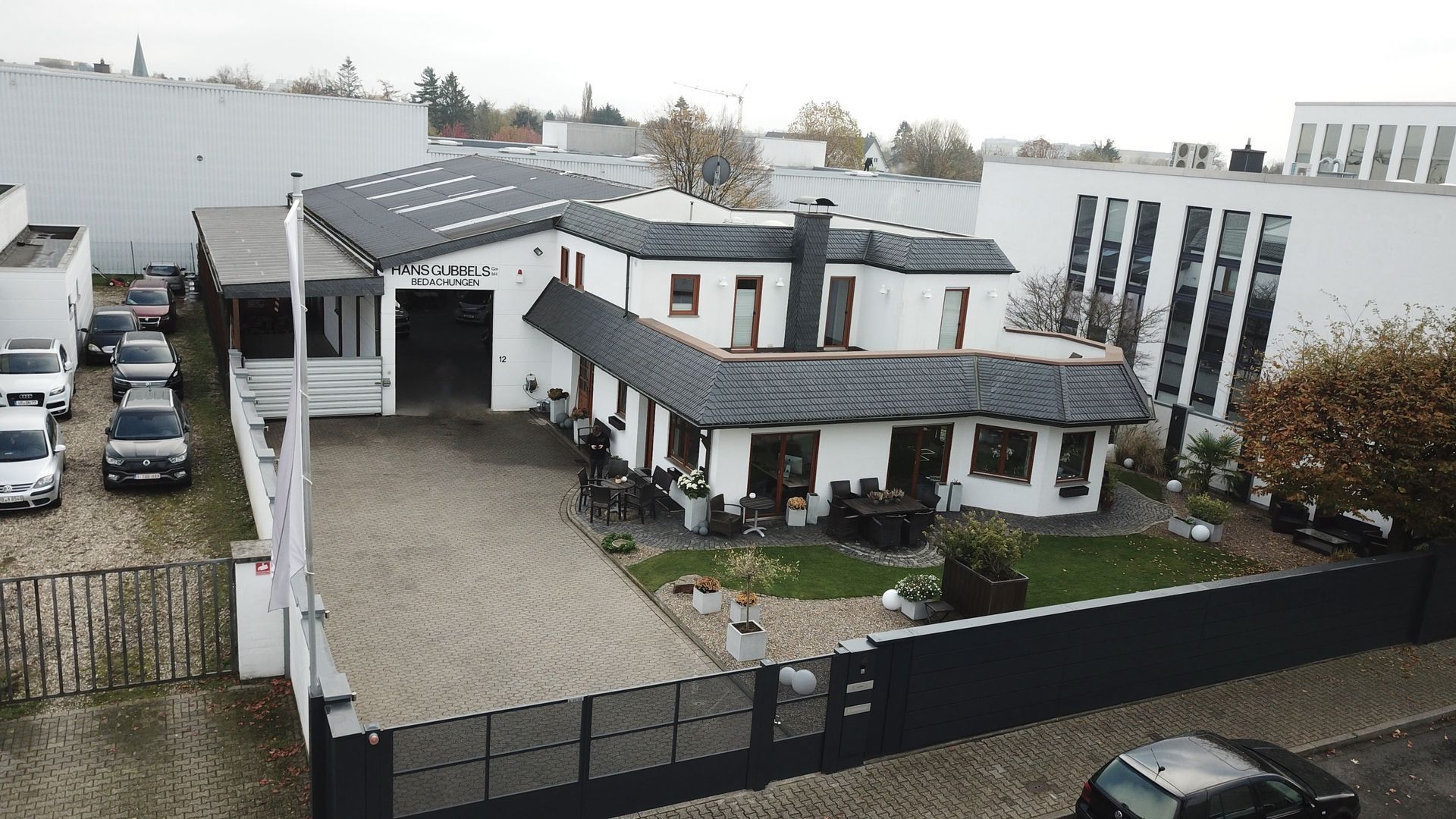 Kontakt zum Bedachungsfachbetrieb in Düsseldorf