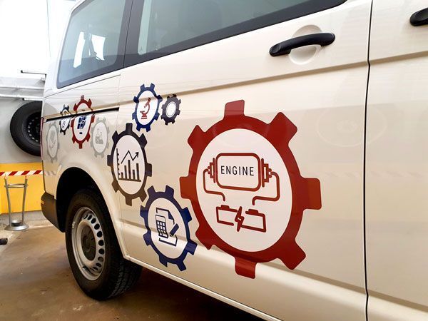 Hohmuth Werbetechnik Fahrzeugbschriftung PKW Folierung