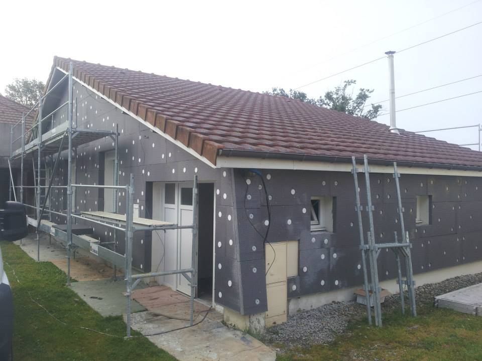 Isolation thermique par l'extérieur d'une maison individuelle