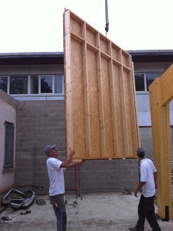 Déplacement d'une cloison en bois gruttée 