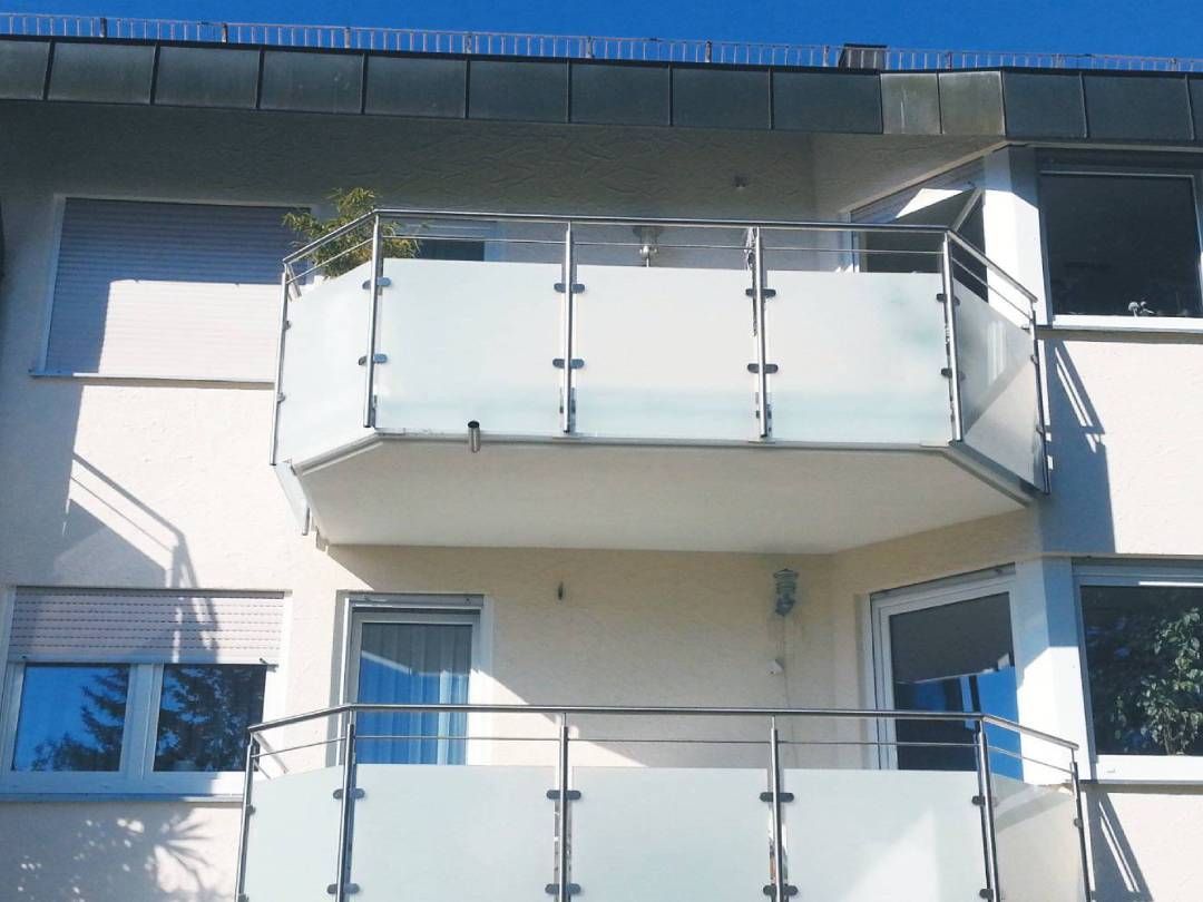 Balkon am Mehrfamilienhaus