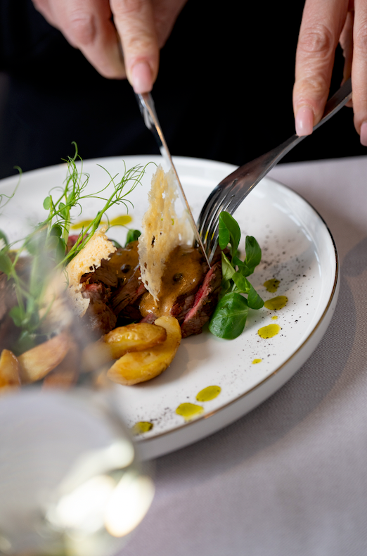 Tagliata di manzo svizzero al ristorante filettè
