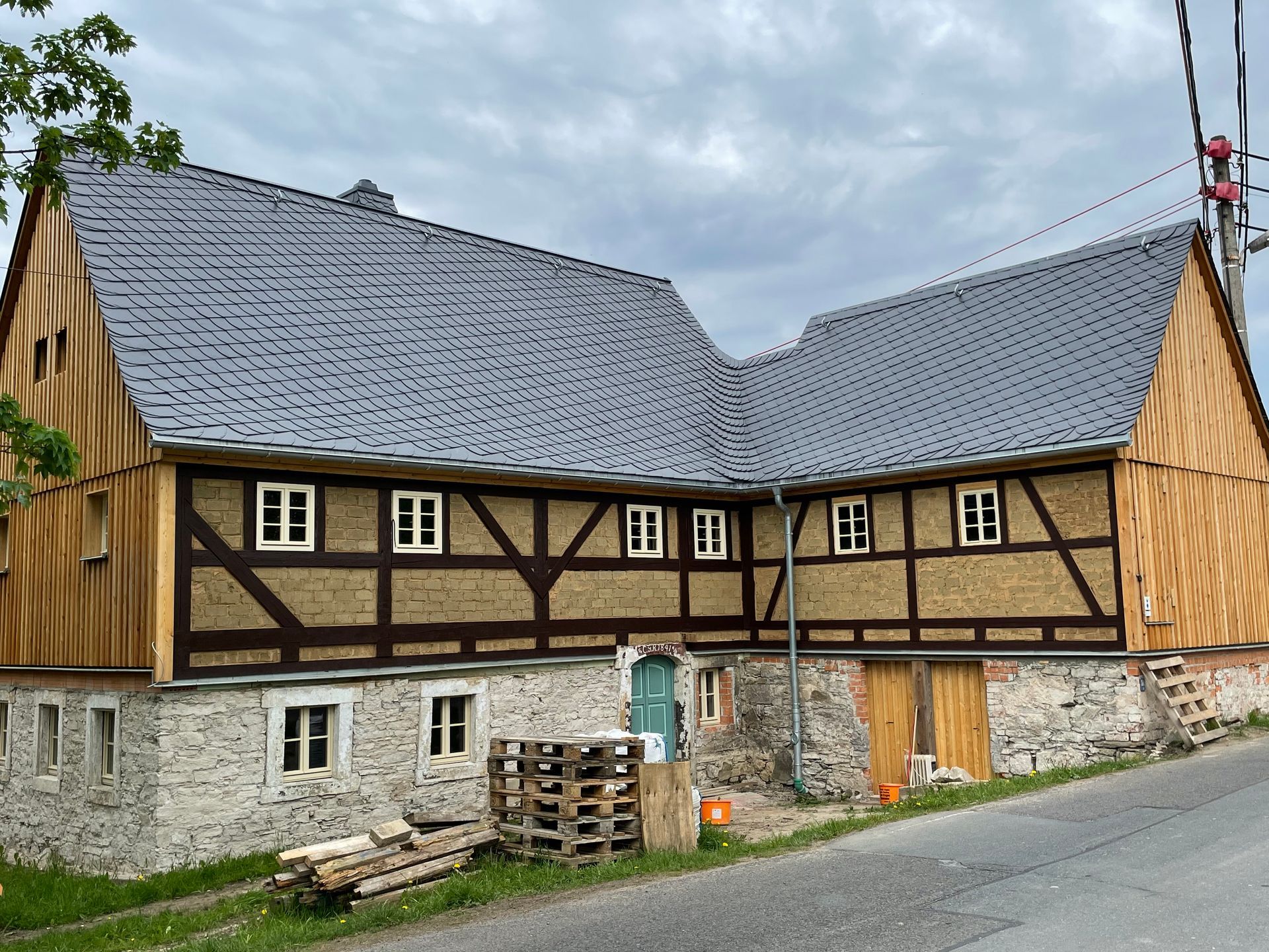 Gelbes Fachwerkhaus