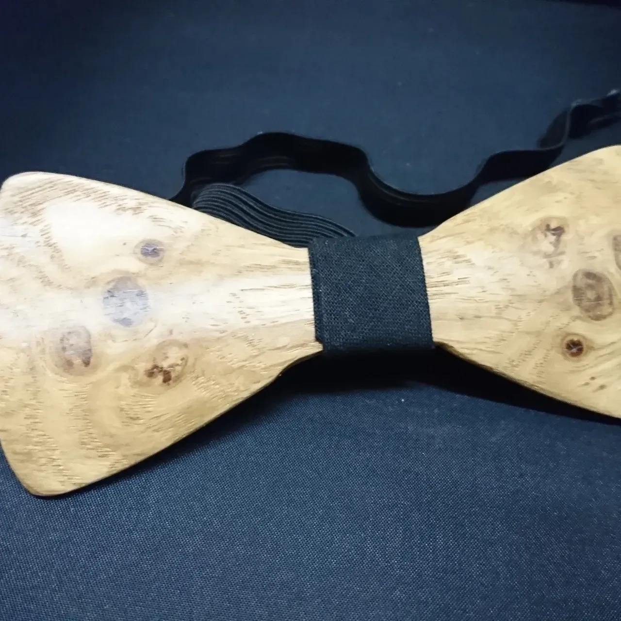 Holzfliege, die von Schreinerei und Drechslerei Steffen Moshammer gefertigt wurde