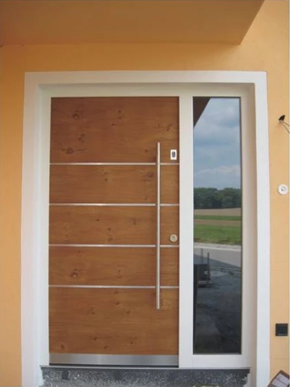 Tür, die von Schreinerei und Drechslerei Steffen Moshammer gefertigt wurde