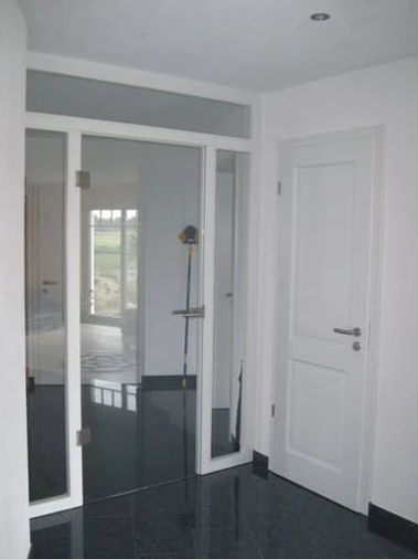 Türen, die von Schreinerei und Drechslerei Steffen Moshammer gefertigt wurden