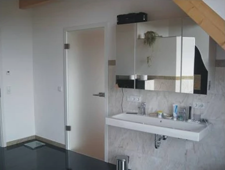 Tür, die von Schreinerei und Drechslerei Steffen Moshammer gefertigt wurde