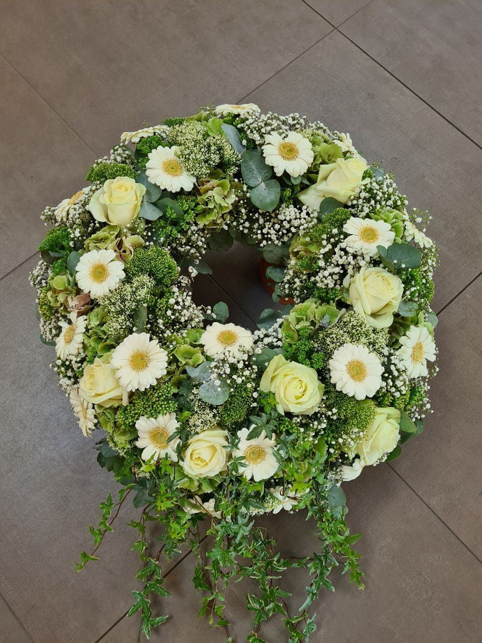 Blumenkranz weiße Blumen