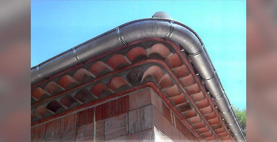 Génoise bâtie à la main double rang