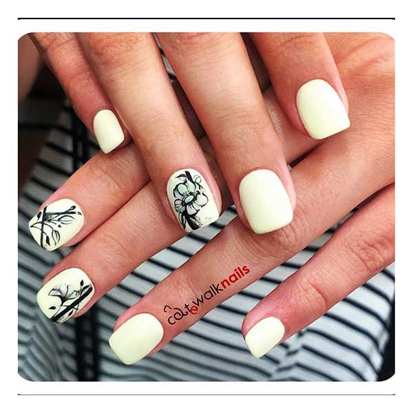 Μανικιούρ Λευκό με σχέδια 