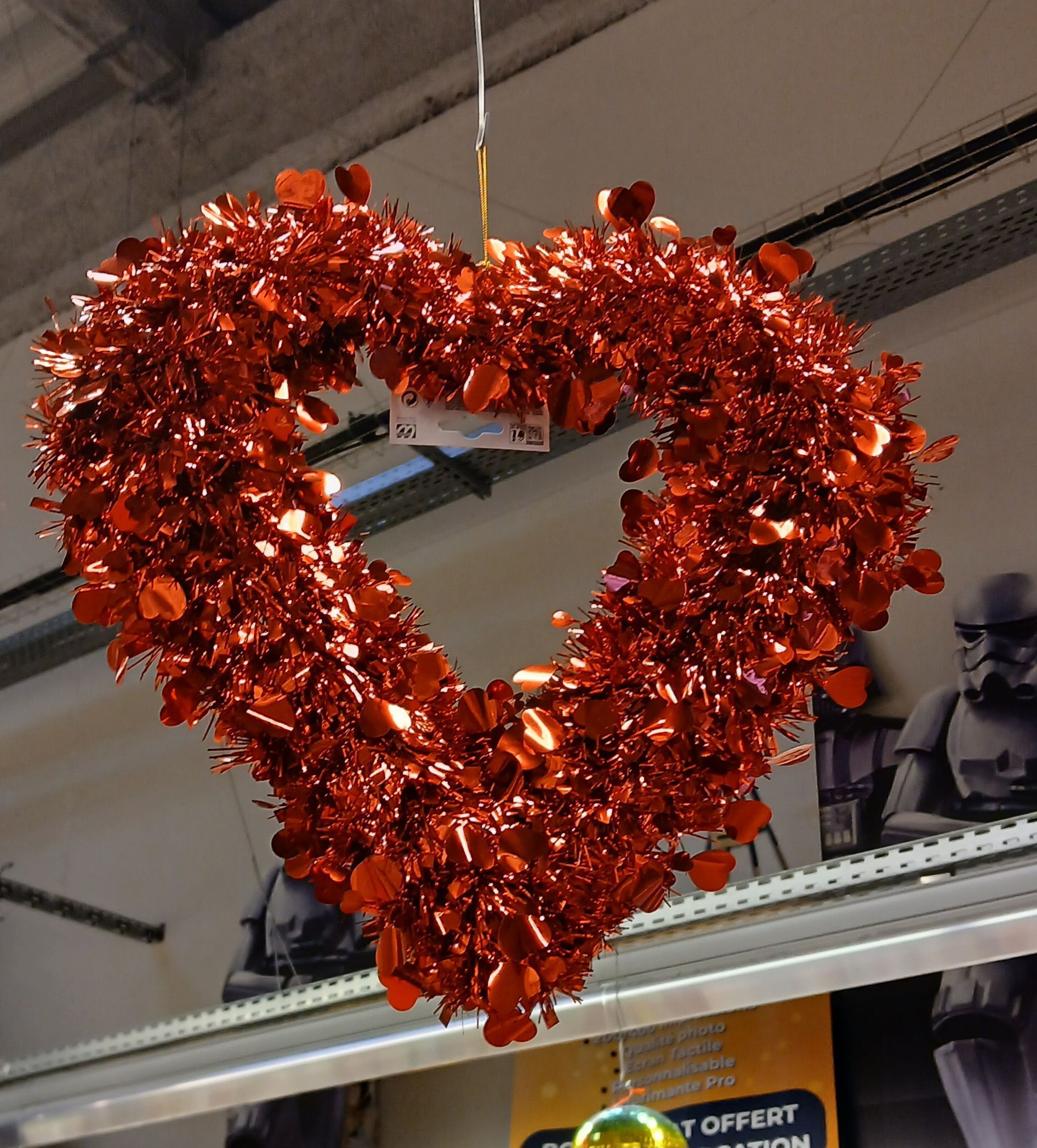 Suspension d'un cœur brillant