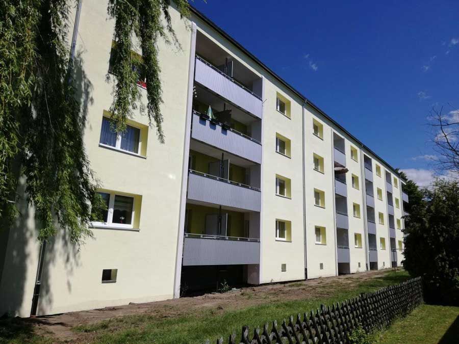 Fassadengestaltung von MB Metallbau Belter GmbH eines Wohnkomplexes