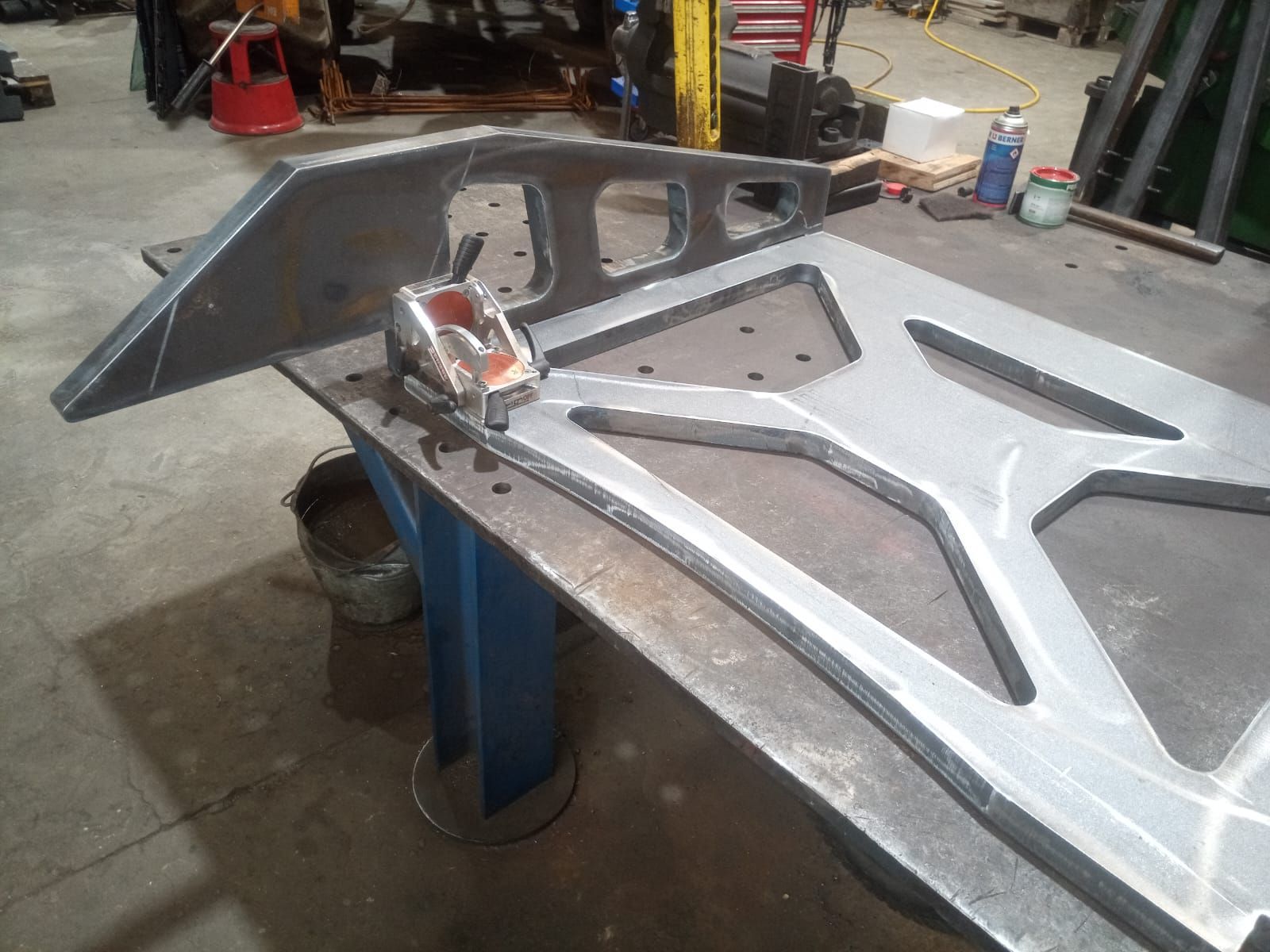 Rahmenverlängerung John Deere 1110D BG Maschinenservice