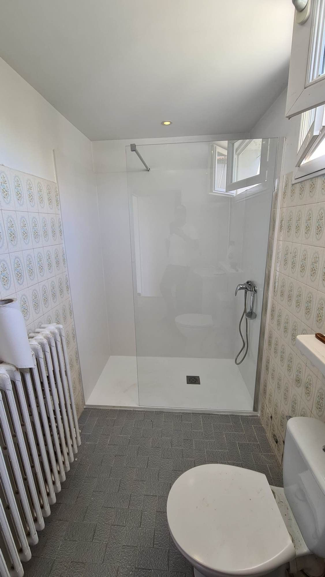 Une douche après les travaux de rénovation