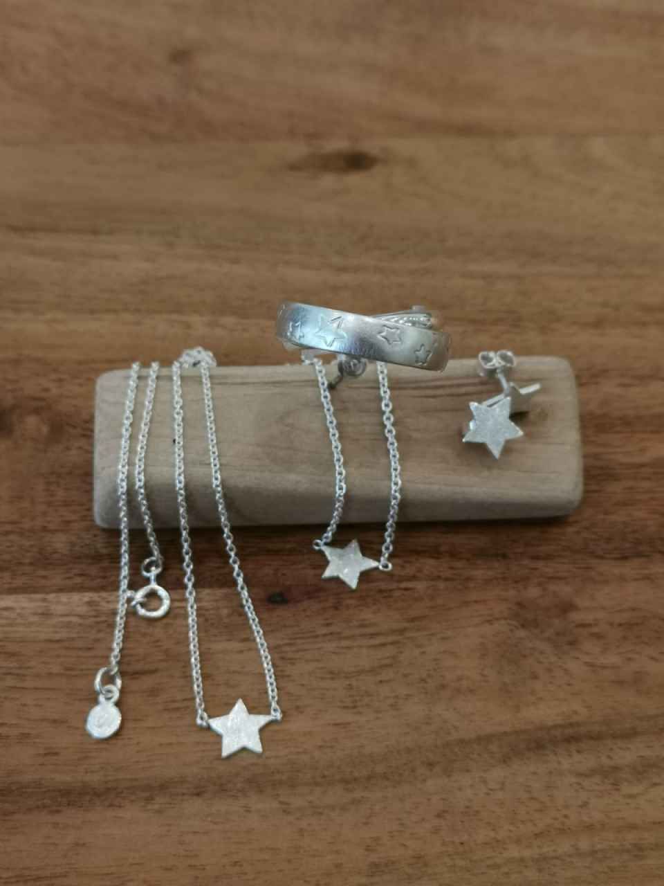 Armband, Kette, Ring und Ohrstecker mit Sternmotiv