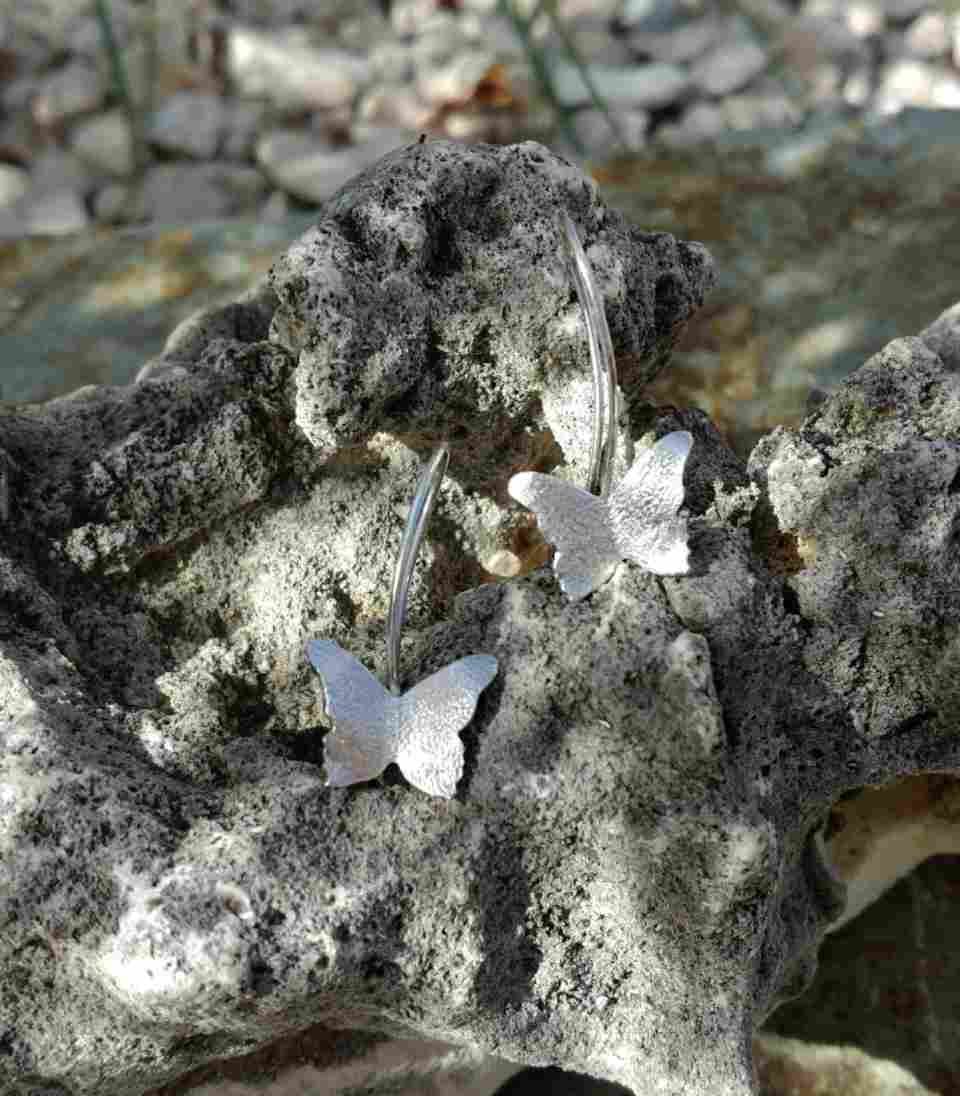 Ohrhänger mit Schmetterling