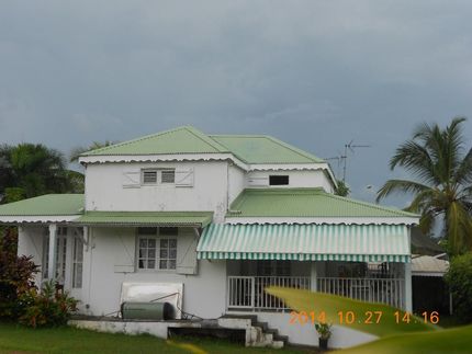 Toiture en bac acier vert