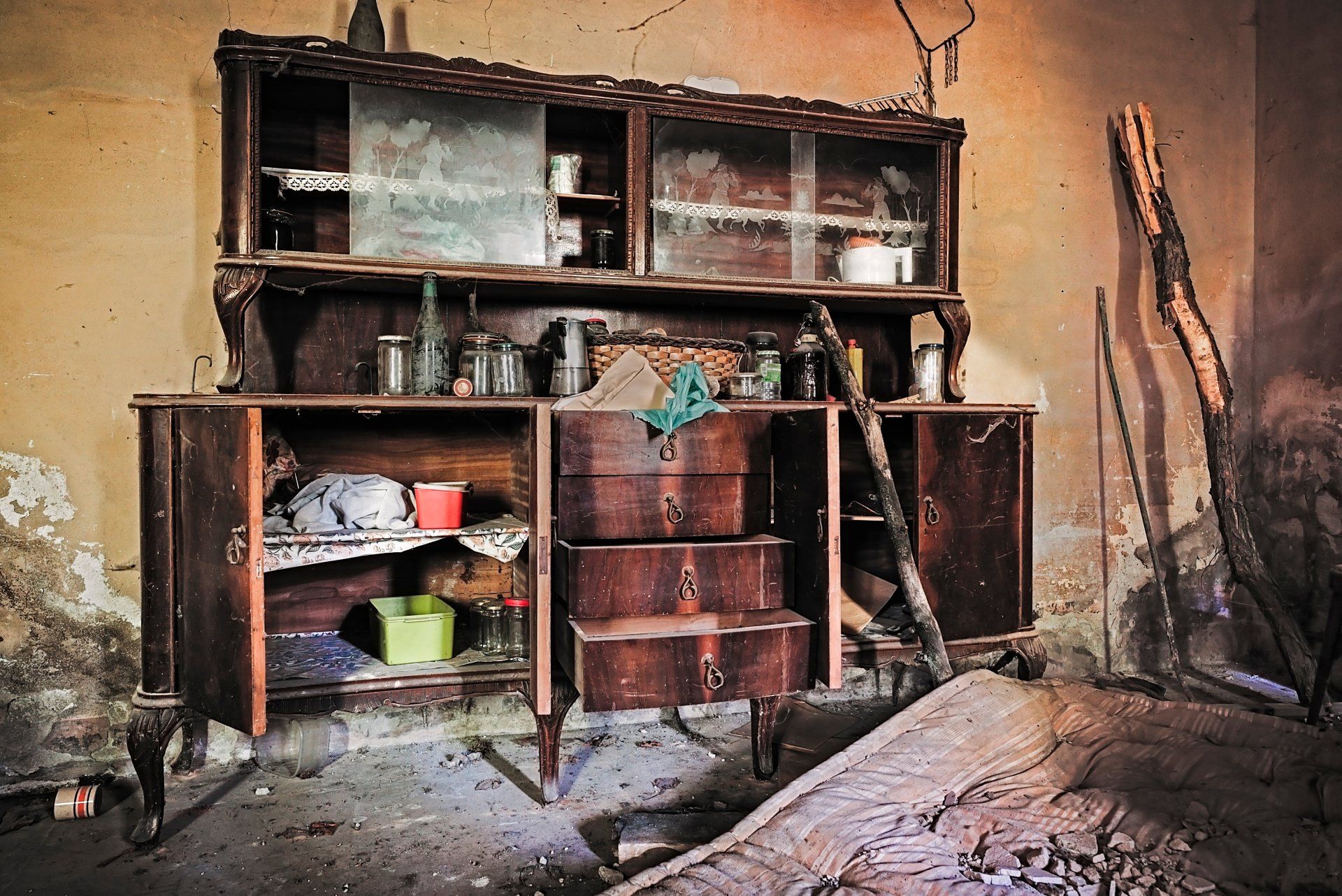 Vide-maison, débarras de grenier et cave